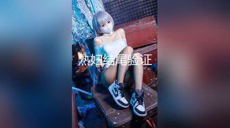 KTV女厕全景偷拍多位女神级的少妇各种粉嫩的美鲍鱼完美呈现3 (3)