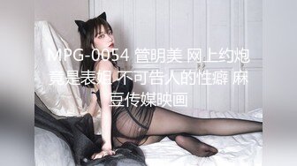 【大】钟形美乳完全被覆盖舔舔。一名中年男子的性术深受打击，其他人都痛苦不已！我