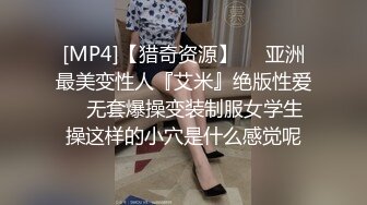 离异单身淫荡小姨为了满足兽欲勾引刚成年外甥和自己在沙发上做爱