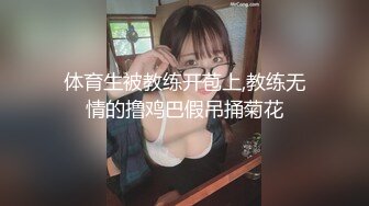 韵味熟女妈妈吃鸡 阿姨红光满面 皮肤超白 吃着一口含不下的大鸡吧 一脸性福