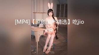 STP15469 高颜值台湾巨乳骚母狗 无毛馒头穴插小怪兽玩的嗨