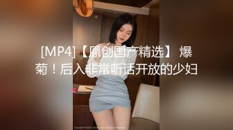 高颜值气质美少妇卫生间自慰