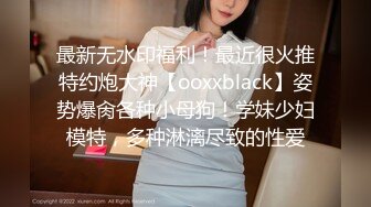 挑逗内心最深处的欲望！OnlyFans极品网红模特 Tharinton绝美花瓣浴诱惑！唯美和性欲融为一体